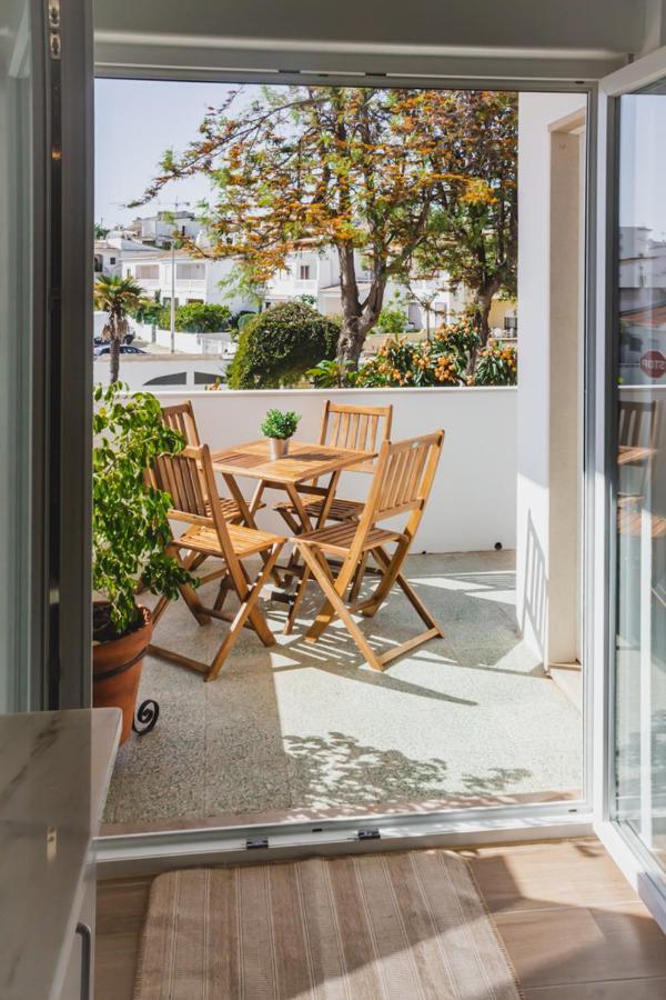 Lovely & Bright Renovated Apt. W/ Balcony In Lagos Exterior foto